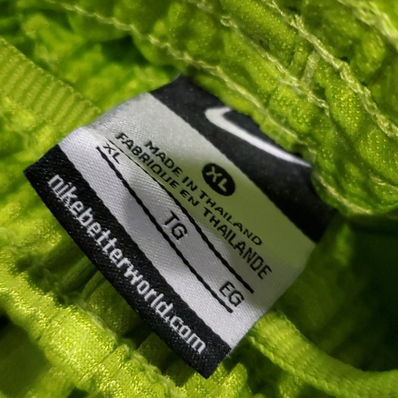 2 pairs of yellow Nike basketball shorts - Picture 3 of 3